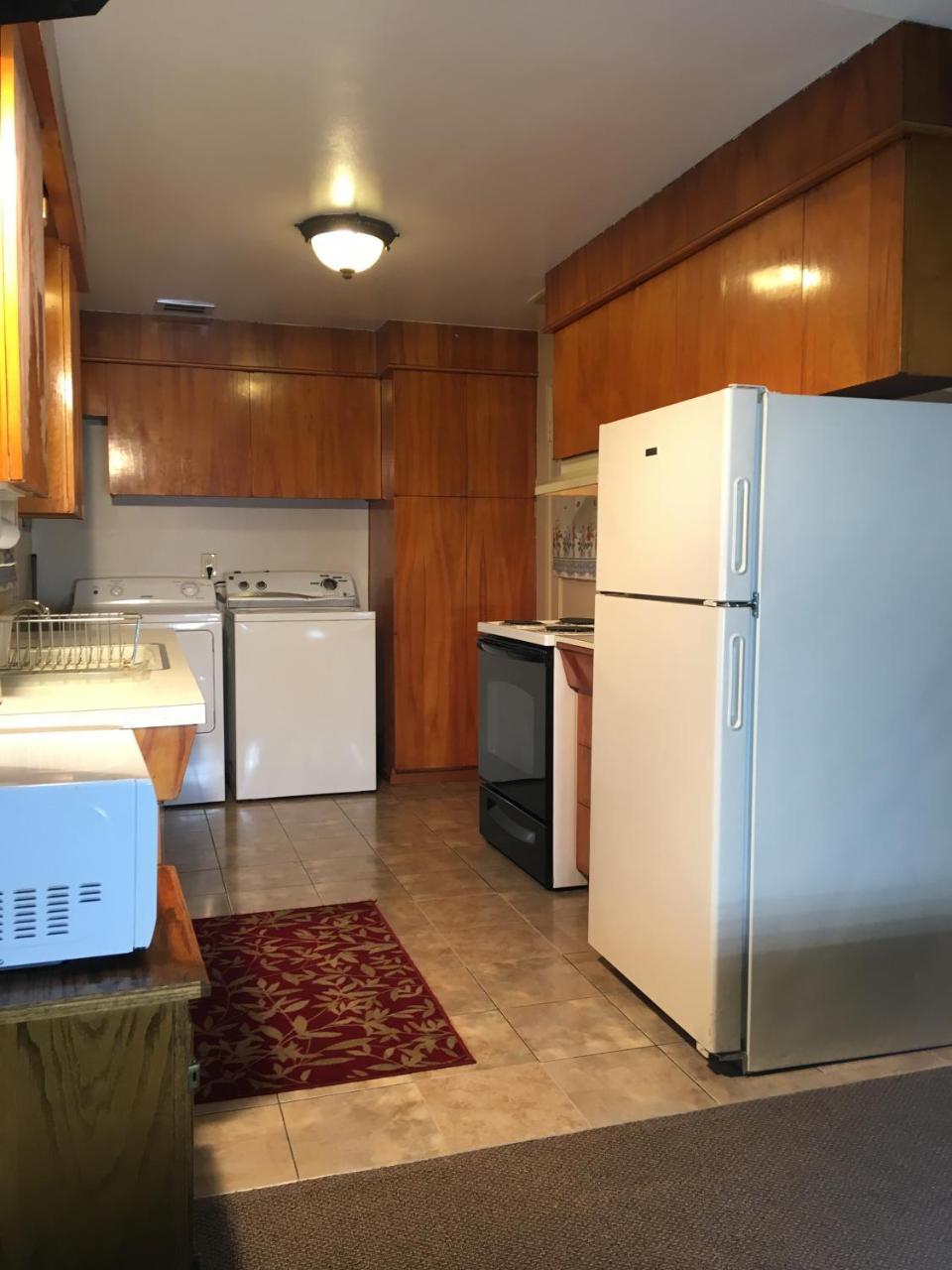 Acorn Motor Inn Oak Harbor Exterior photo