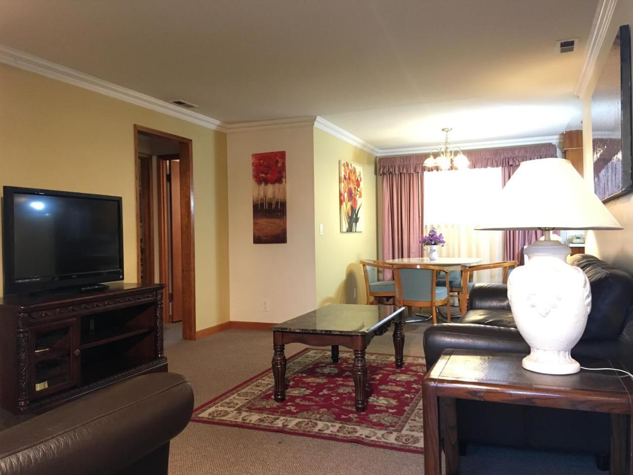 Acorn Motor Inn Oak Harbor Exterior photo